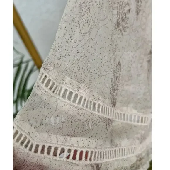 Anthropology by Meadow Rue Aeris Silk Blouse - Delicate and Feminine, Size Small - Picture 10 of 15